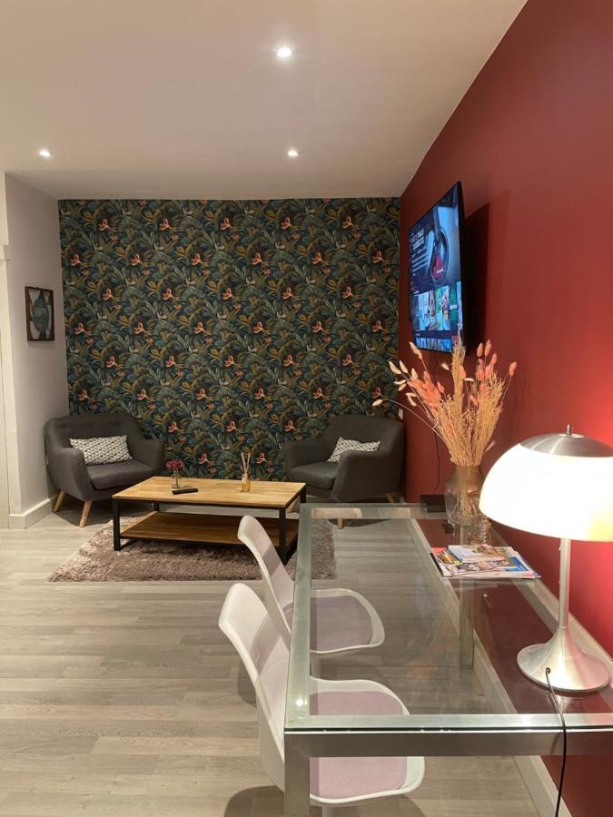 Le Relais Du Petit Lion Apartment Blois Luaran gambar
