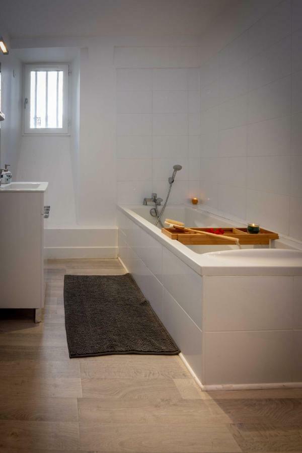 Le Relais Du Petit Lion Apartment Blois Luaran gambar